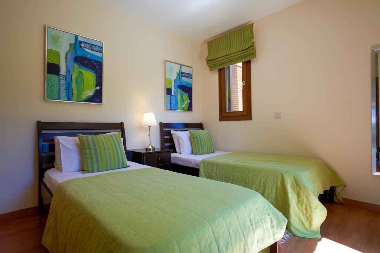 3 Bedroom Villa Madelini With Private Pool, Aphrodite Hills Resort Куклия Экстерьер фото