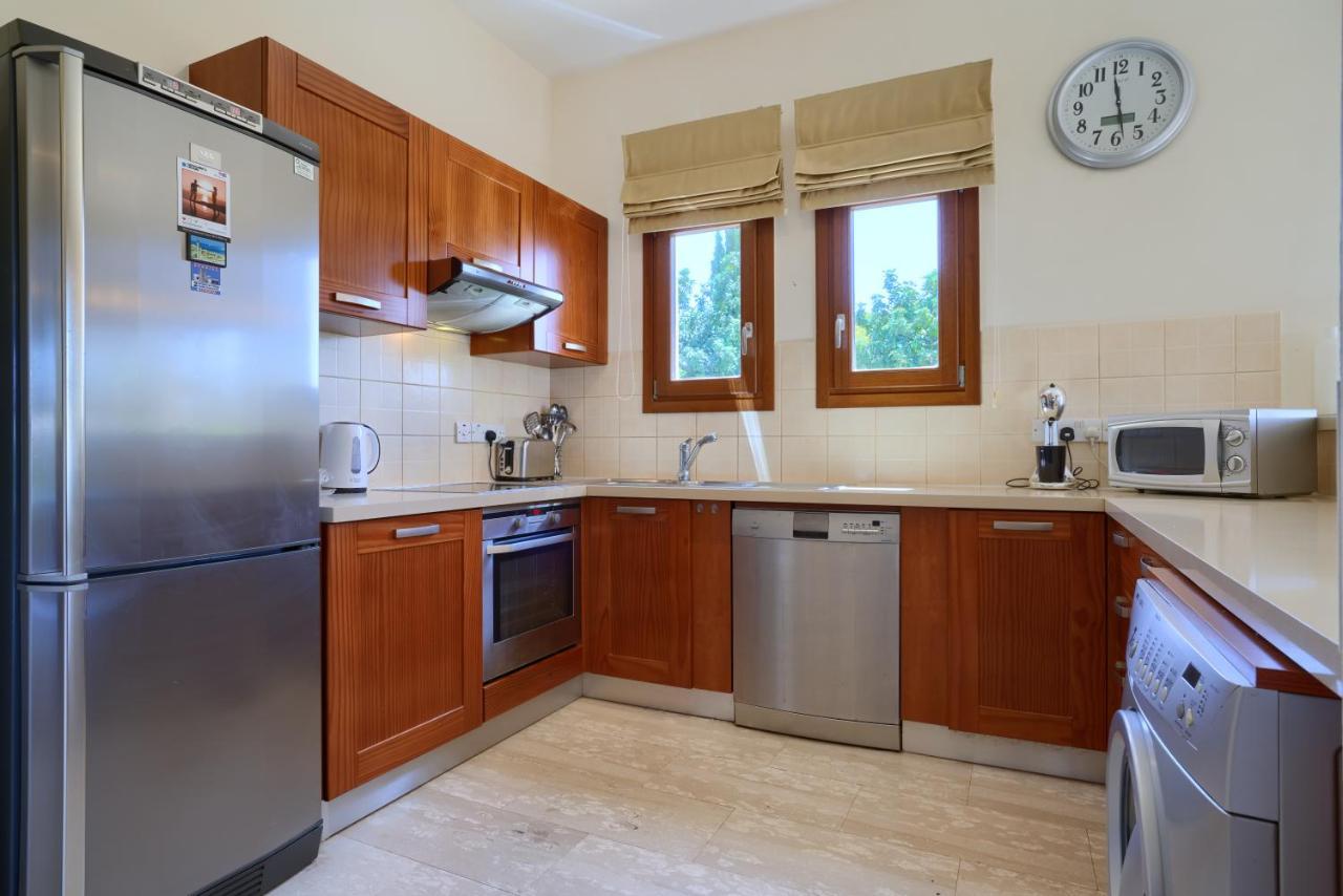 3 Bedroom Villa Madelini With Private Pool, Aphrodite Hills Resort Куклия Экстерьер фото
