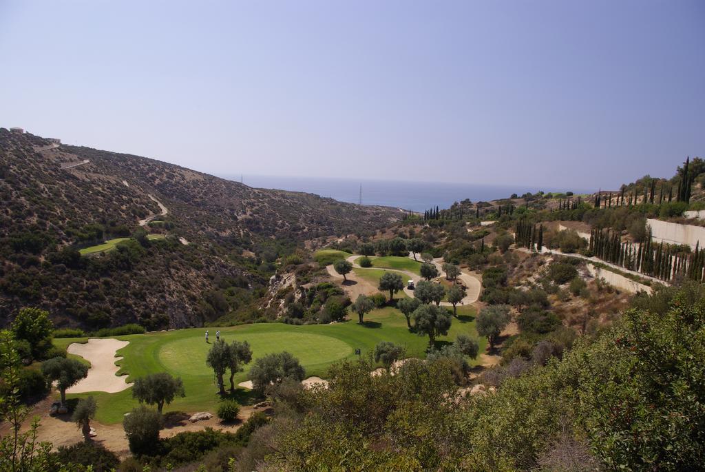 3 Bedroom Villa Madelini With Private Pool, Aphrodite Hills Resort Куклия Экстерьер фото
